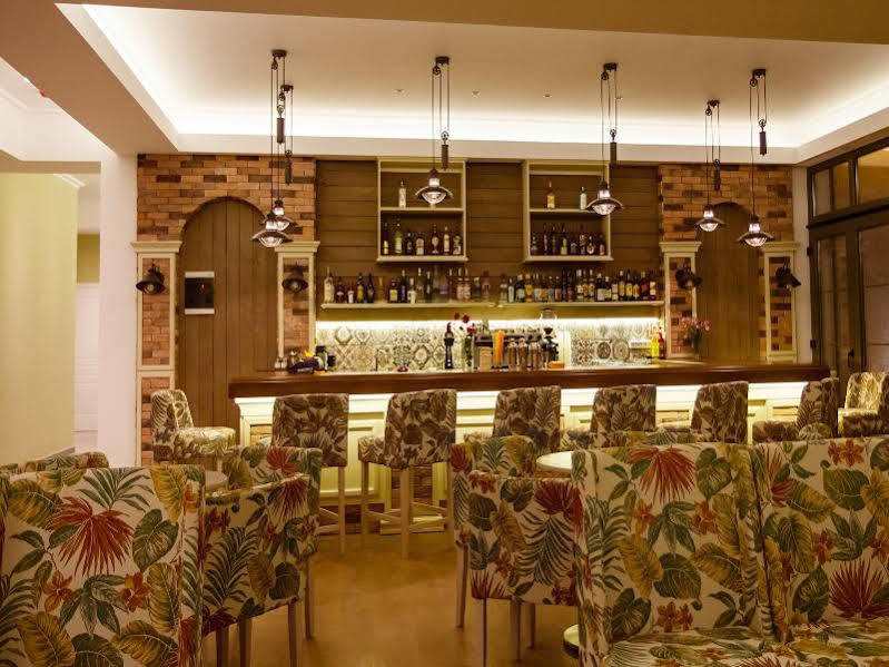 Irenes Resort Като-Лутракі Екстер'єр фото