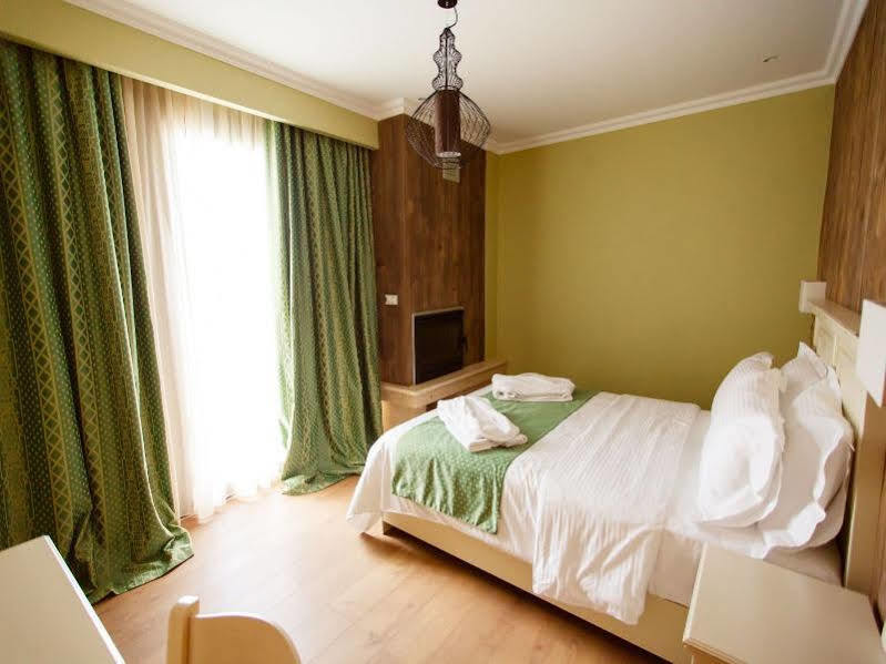 Irenes Resort Като-Лутракі Екстер'єр фото